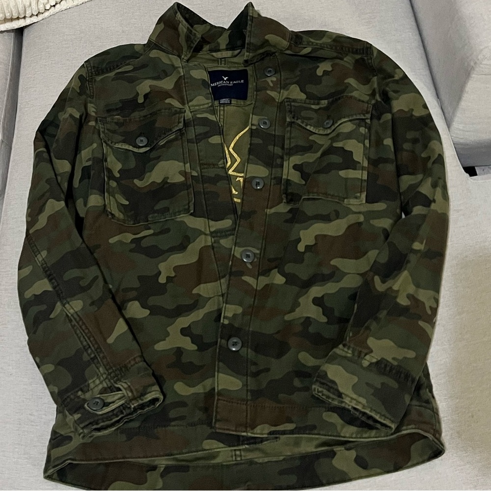 American Eagle Button Up Camo Jacket